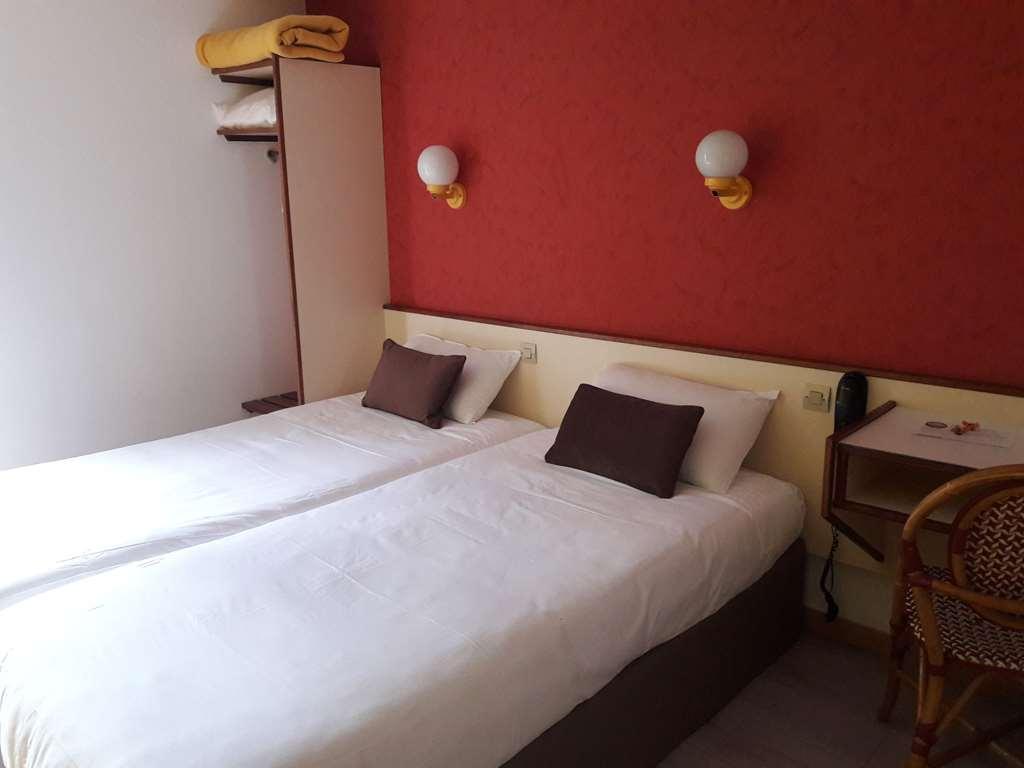 Hotel Crocus Caen Memorial الغرفة الصورة