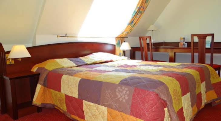 Hotel Crocus Caen Memorial المظهر الخارجي الصورة