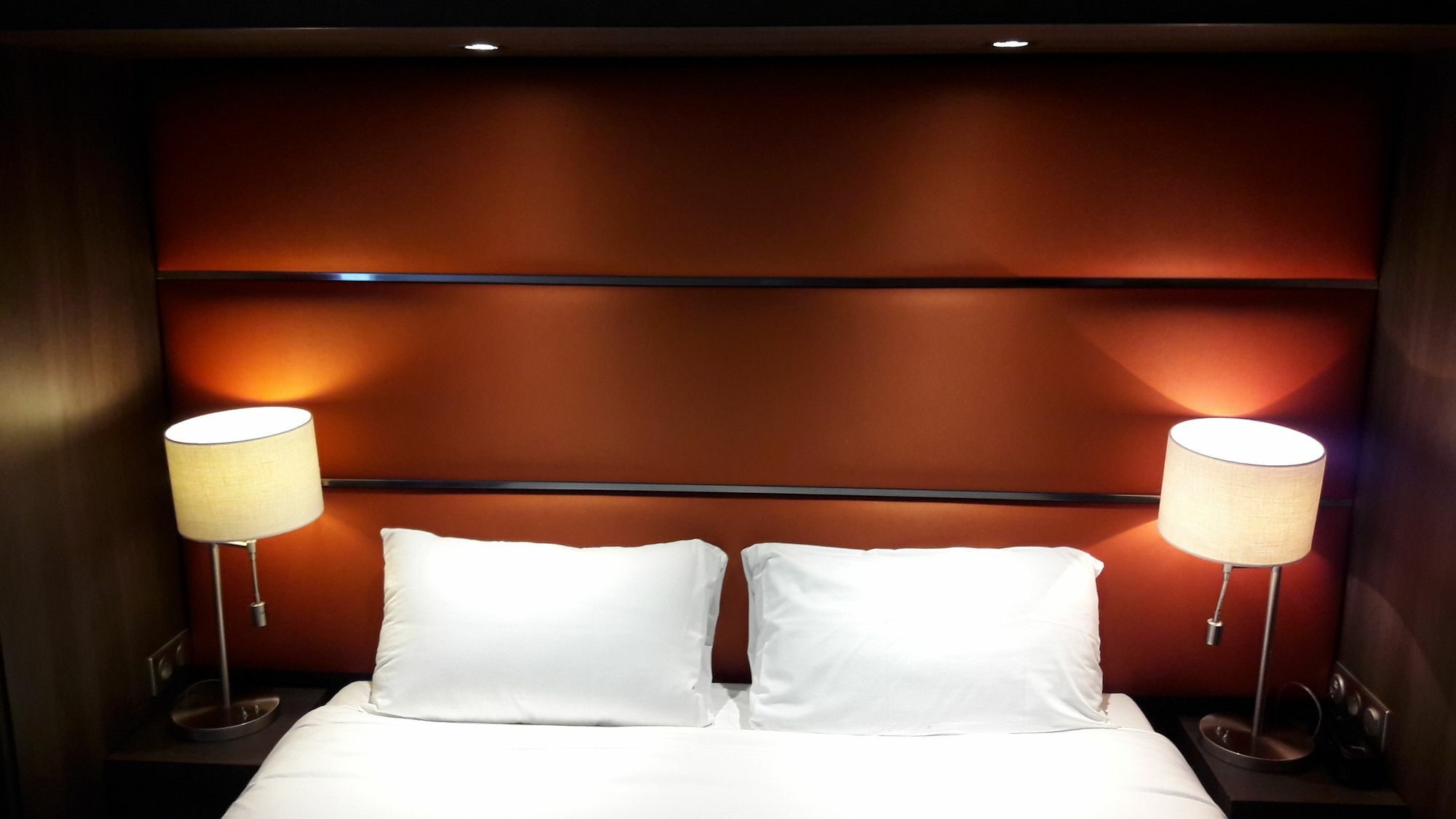 Hotel Crocus Caen Memorial المظهر الخارجي الصورة