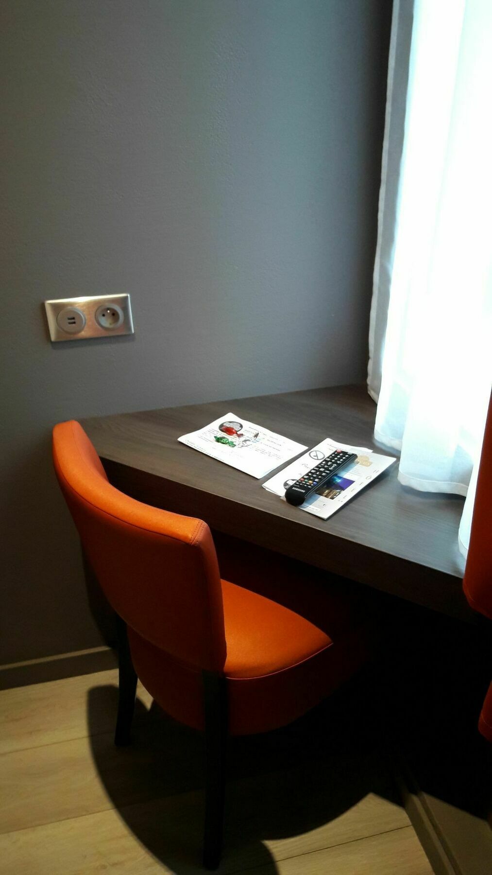 Hotel Crocus Caen Memorial المظهر الخارجي الصورة