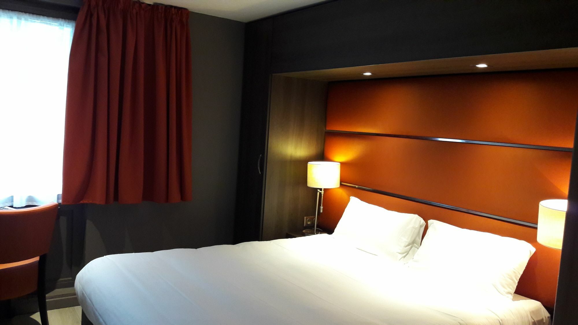 Hotel Crocus Caen Memorial المظهر الخارجي الصورة